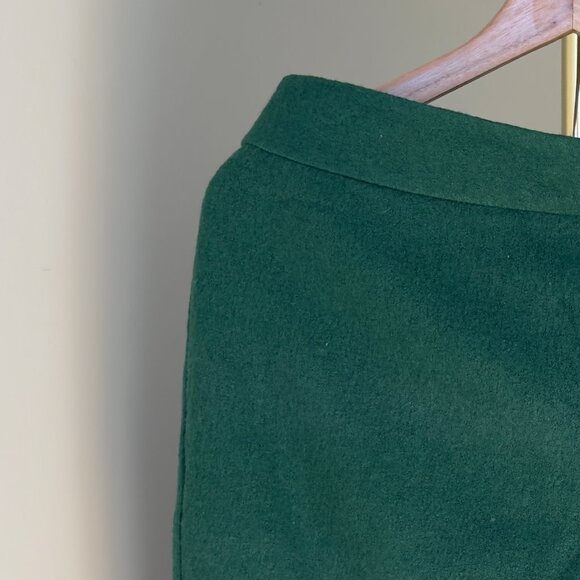 NWT Vintage Banana Republic Wool Blend Green Mini Skirt With Gold Zipper| US 6 - Picture 2 of 11